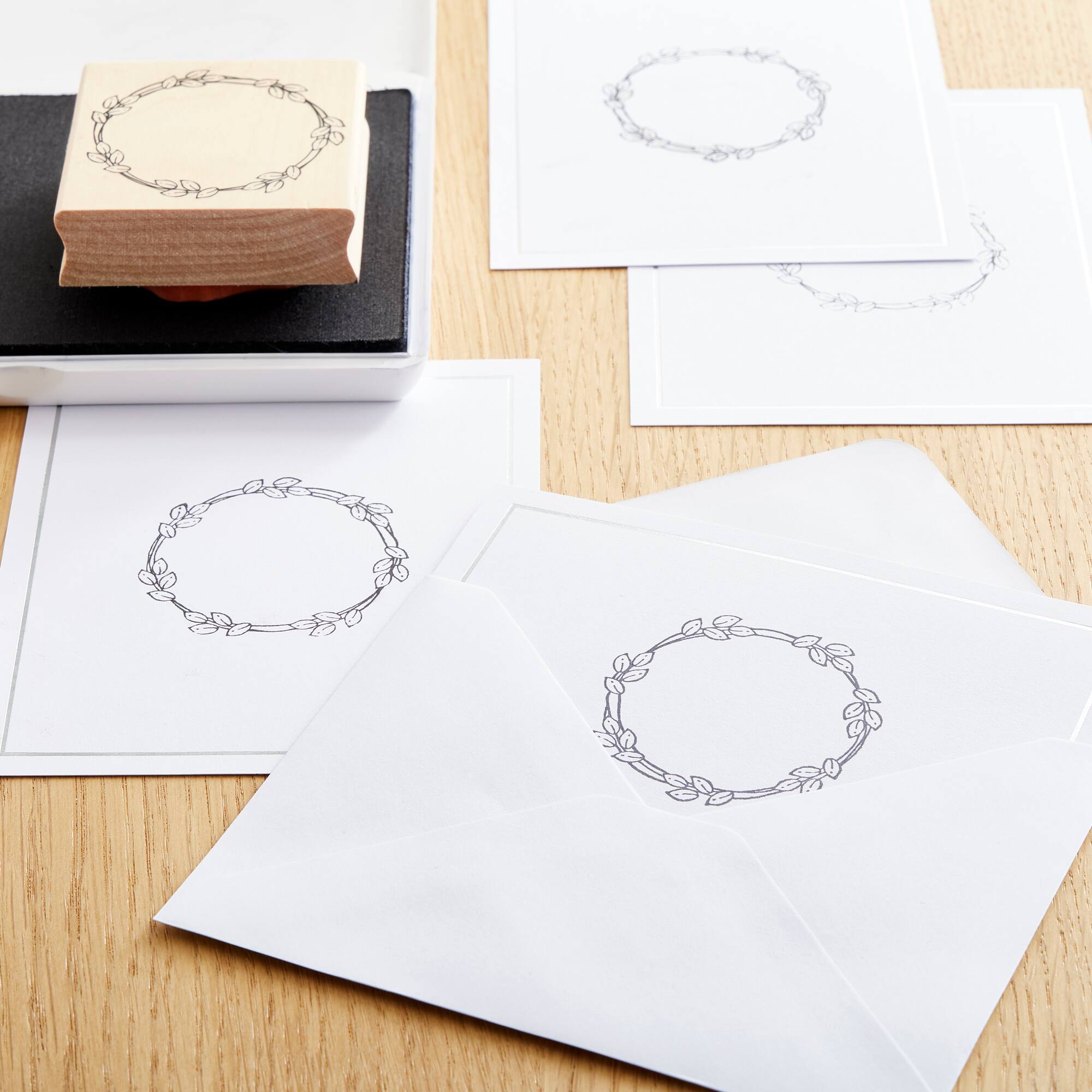 Silver Border Flat Cards & Envelopes by Recollections™, 4.25" x 5.5"
